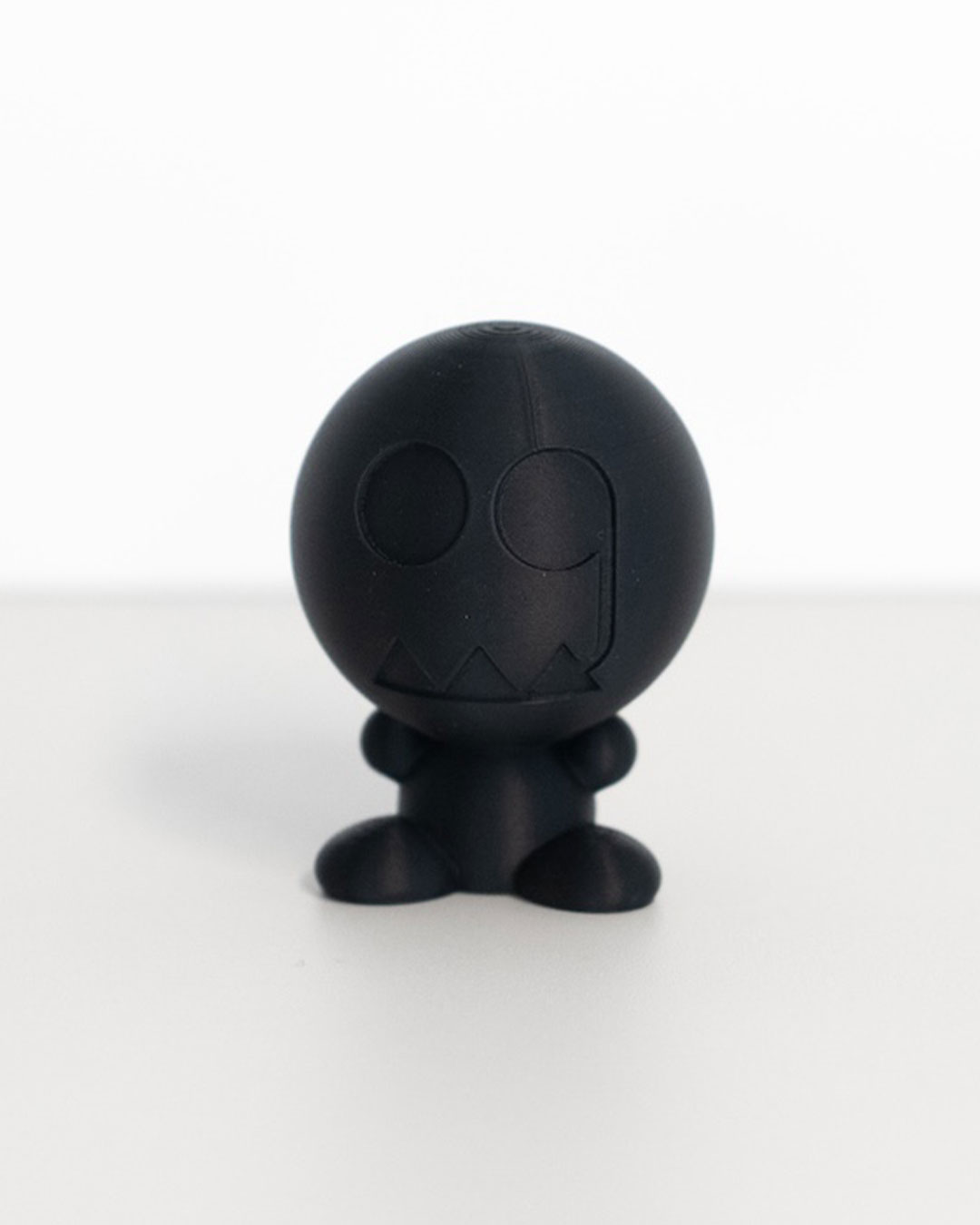 OGM-PLANeT-Art-Toy_OGM-original_Mini-Drop_01